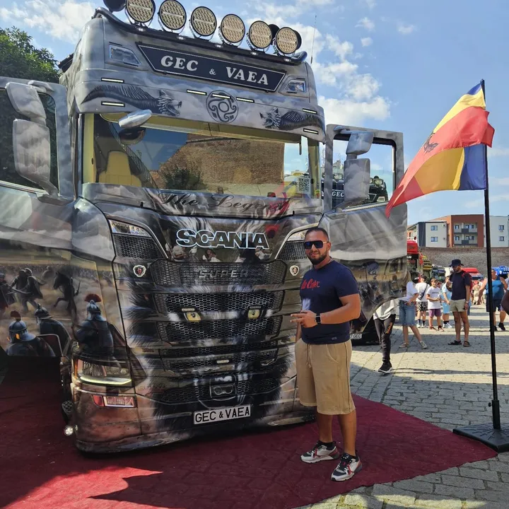 razvan_avr