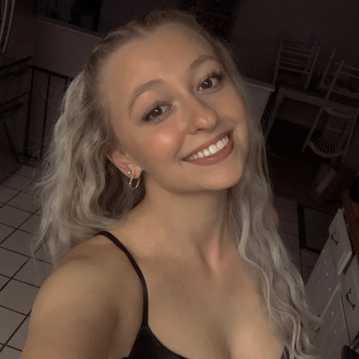 @alexhopperr