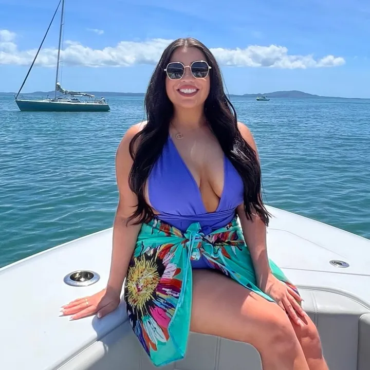 yvetteolazar