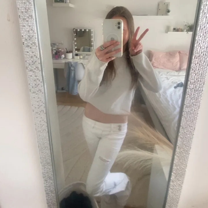 @clarafredriksen