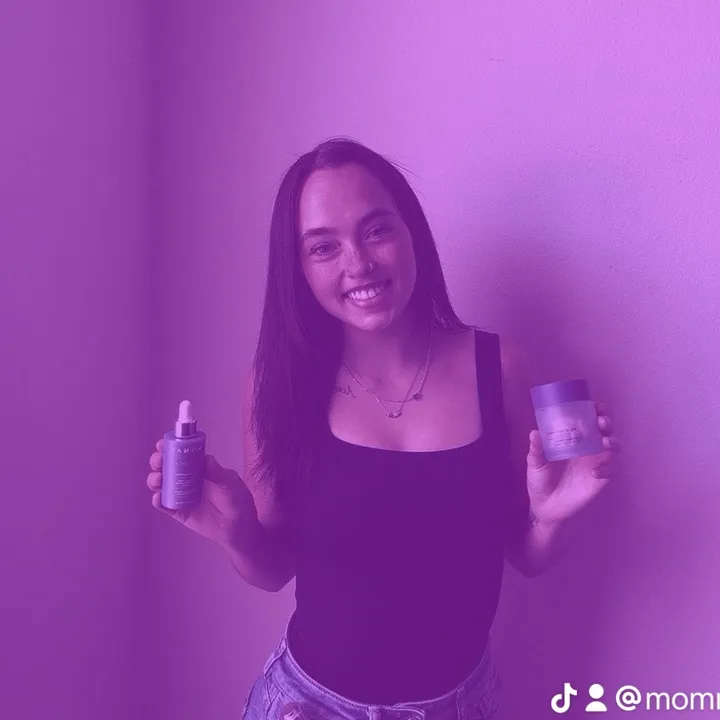 @mommaliv_