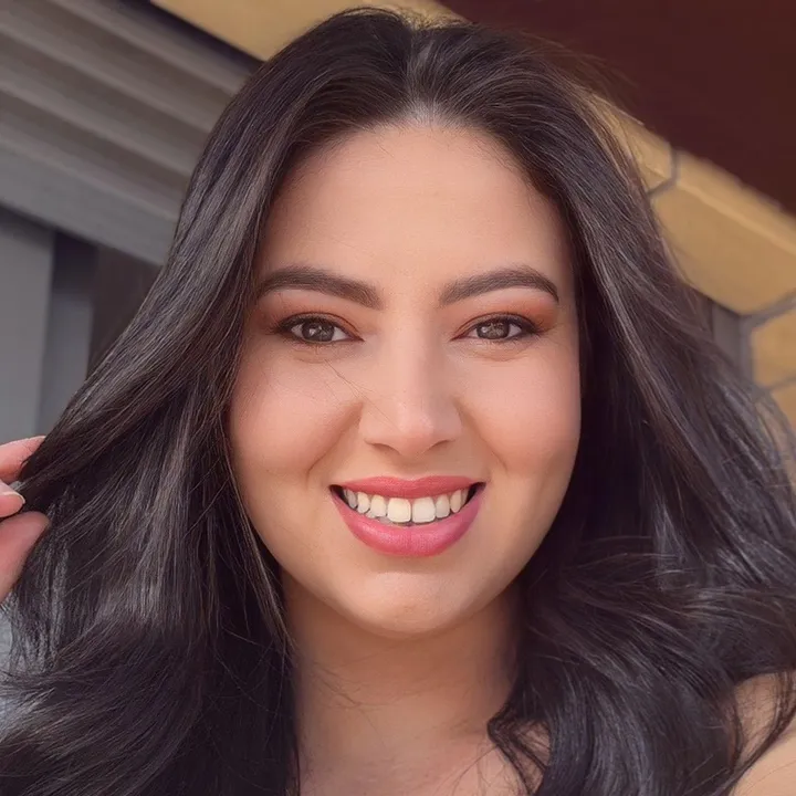 @molinaro.ana