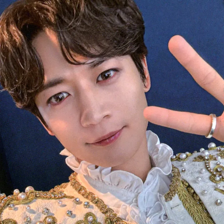 yoshi.shawol98