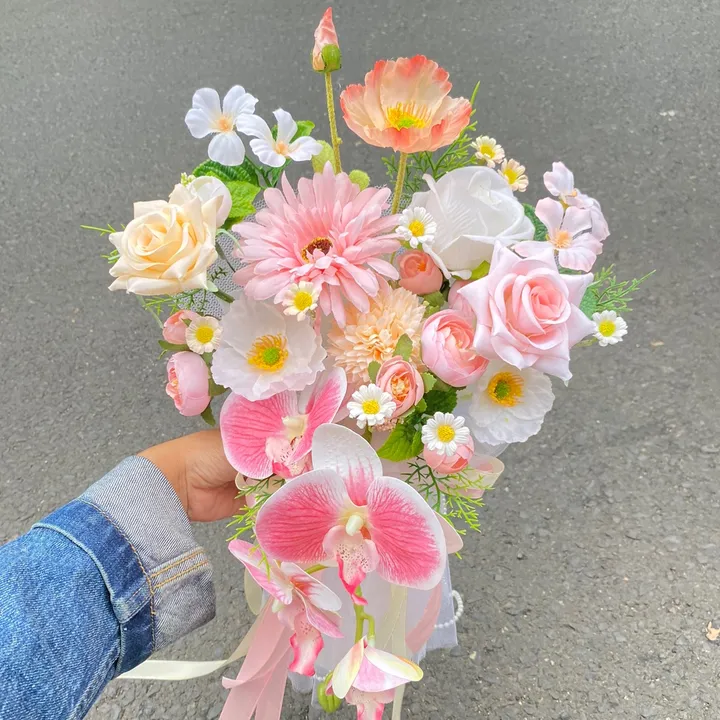 @elenkha_