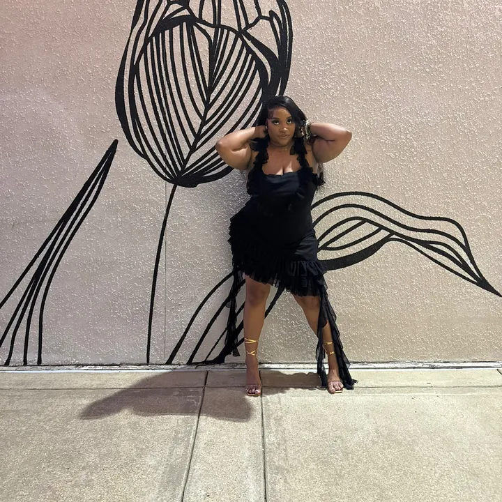 @niyabrione