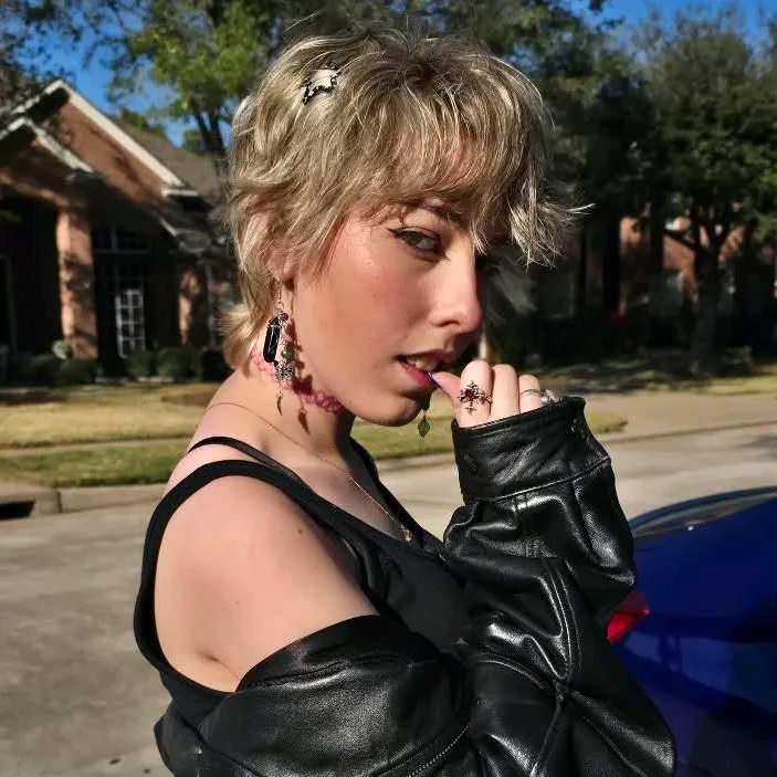 @candii.png