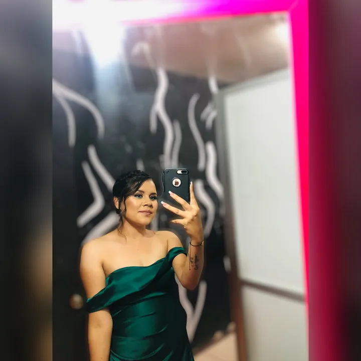 @valebecerra_22