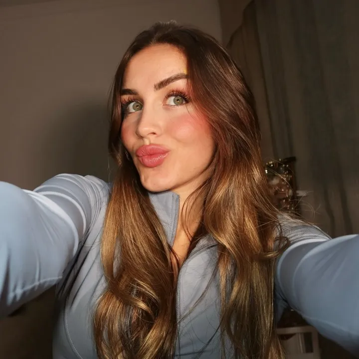 @luciavalinoo