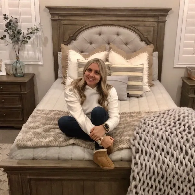 @joyfullykenna
