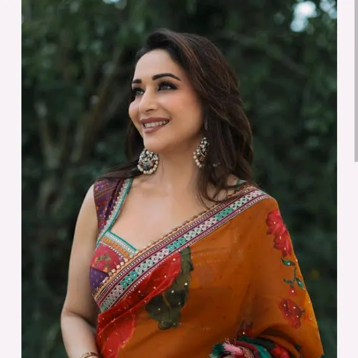 madhuri_grace3