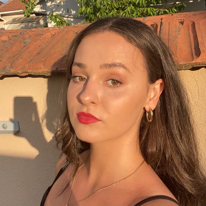 @durisova_a