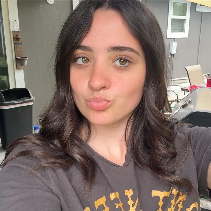 @vlogsbyhaleyyy