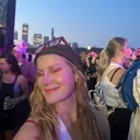 @hollynsaliga