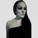 @emiliathewoman5