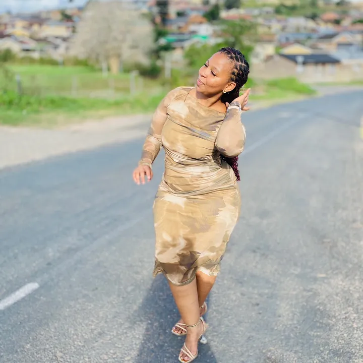 @thando_manoms