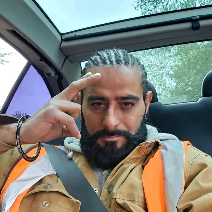 @desiboyfriend1