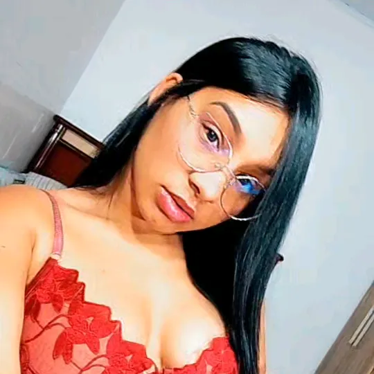 @hellencastro02