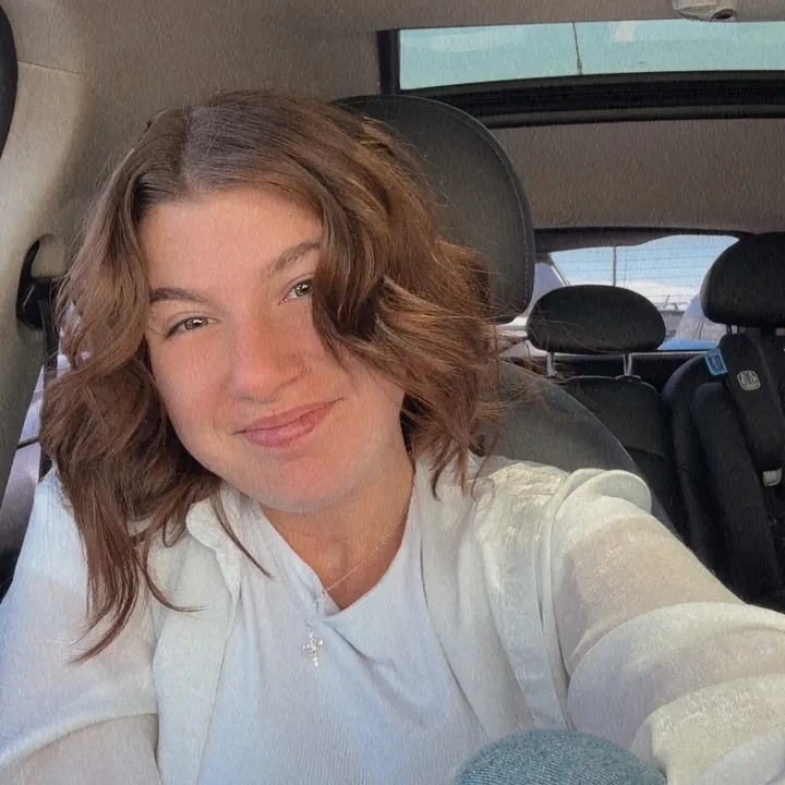 @siimply_chey