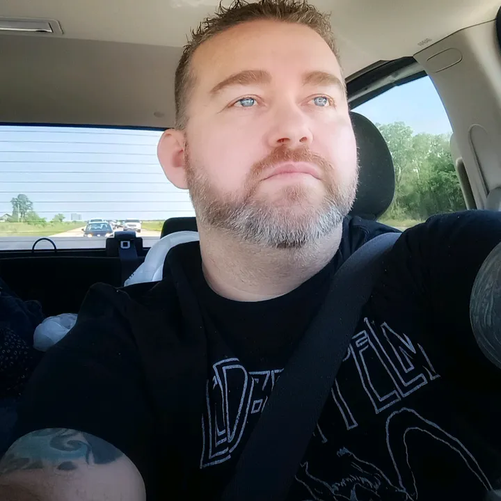 mickeyblueeyes_jimmi