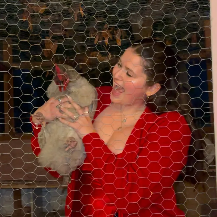 girlwholoveschicken