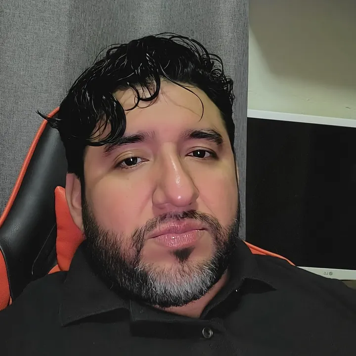 @_hector_g0
