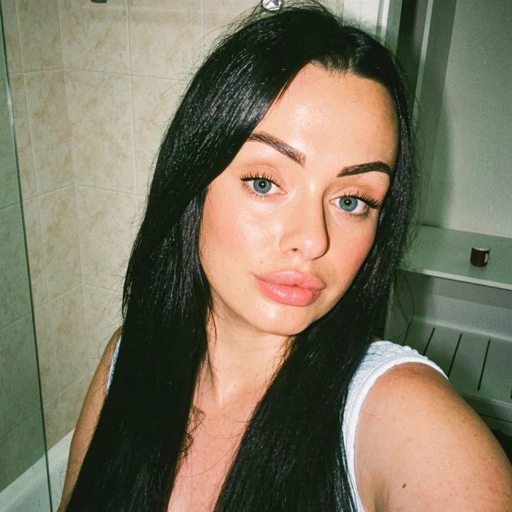 @n1c0le_11