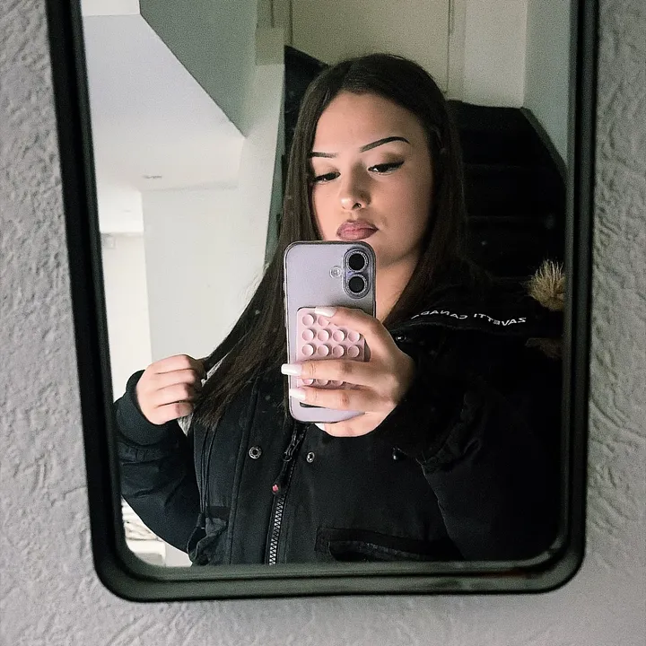 @j_4mbr17