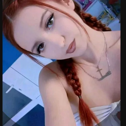 @_larissa._.05
