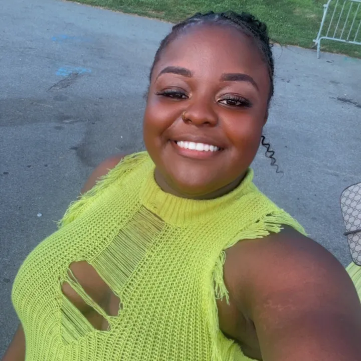 _ash_ley_876