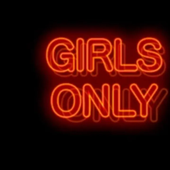 girlllzzz_onlyyyy