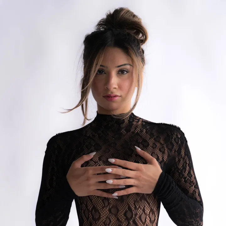isabellaafloress_1
