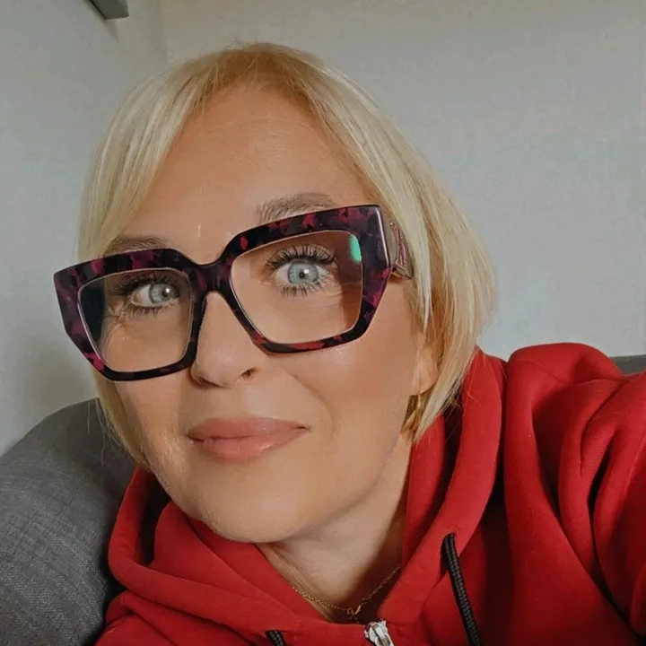 rossellaohara.62