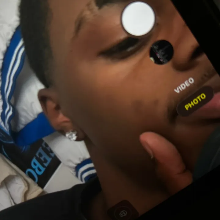 @j.julian3x._