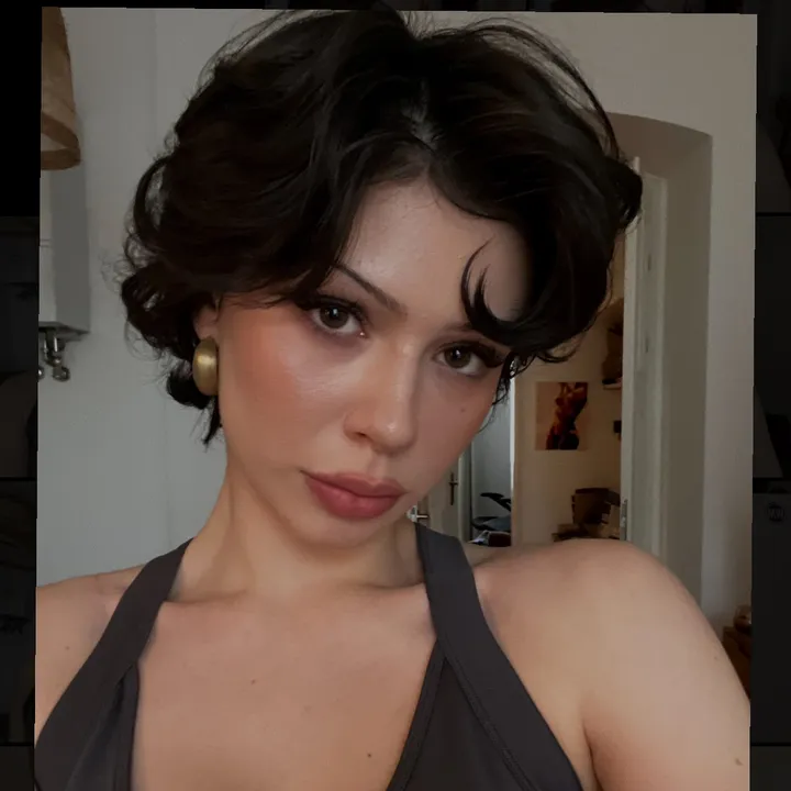 @evi_pucher