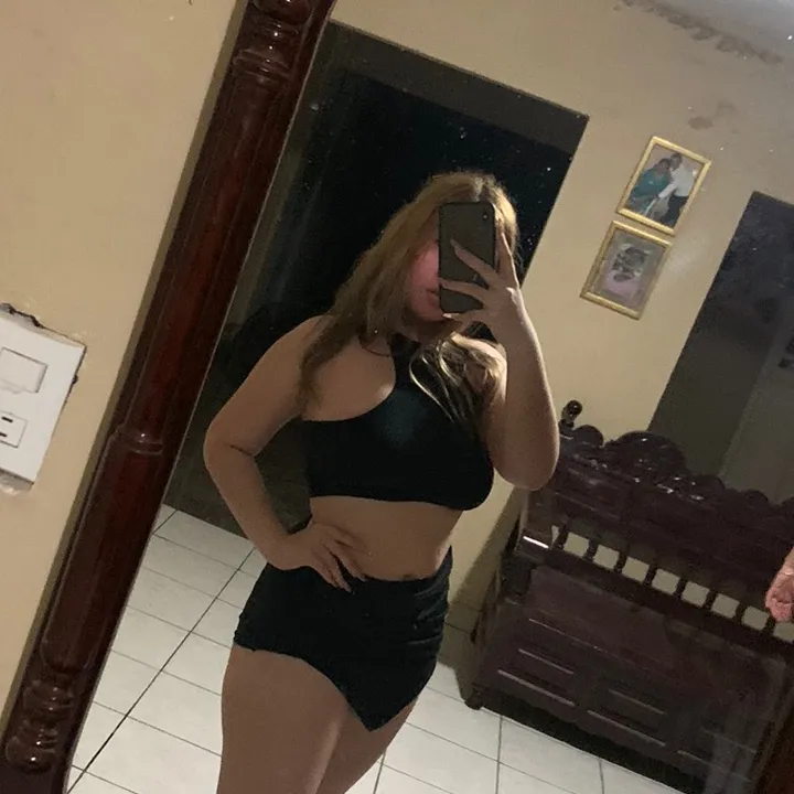@abigailzamm