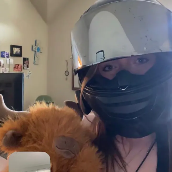 @r.rayray222