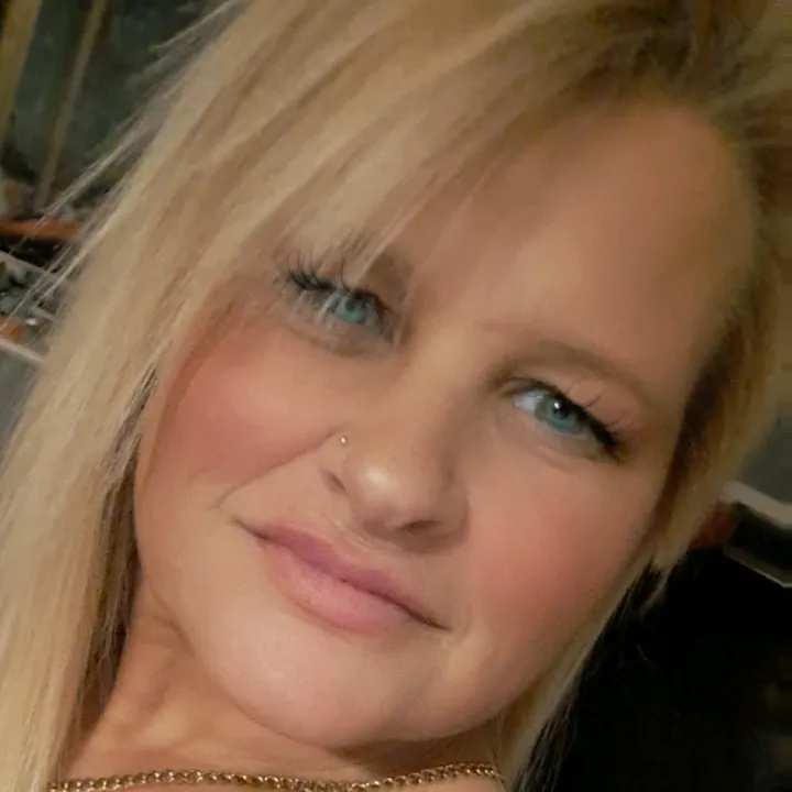 @nikki_19742