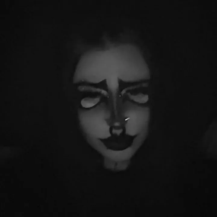 @thegraveyardclown