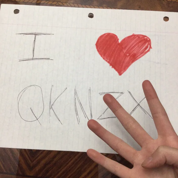 @qknzx