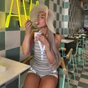 @rebecccalala