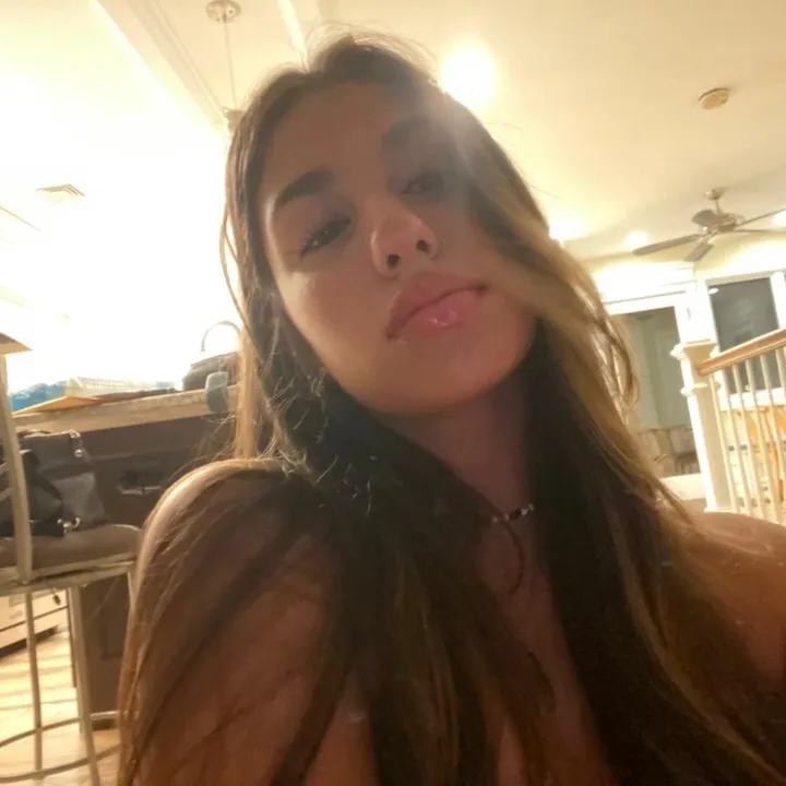 @baconeggandcheesee24