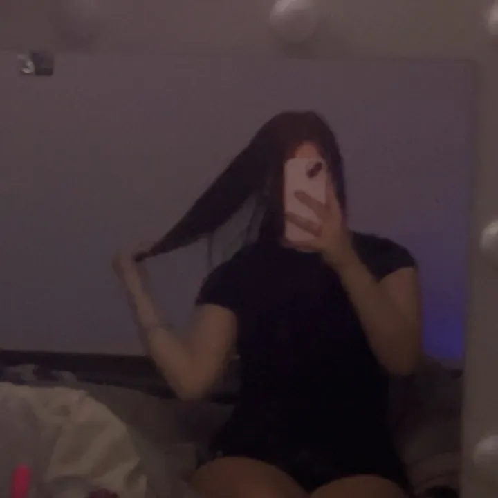 @livyywiggless
