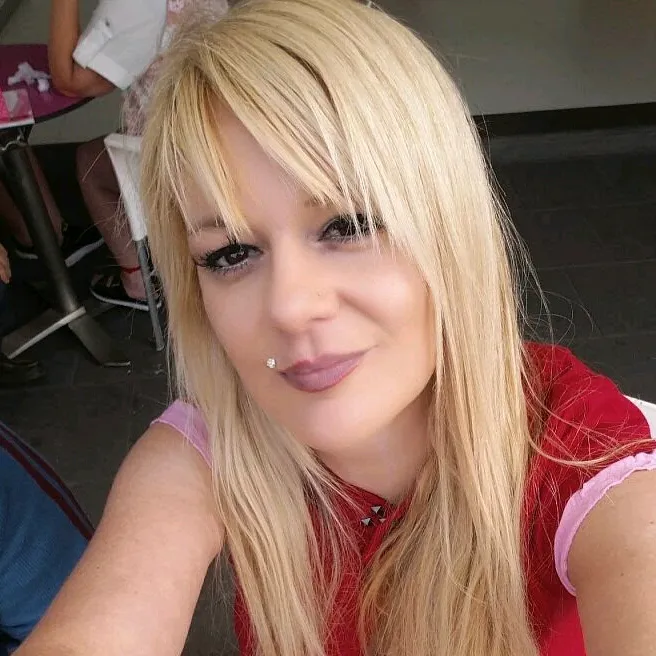 @lamamidona