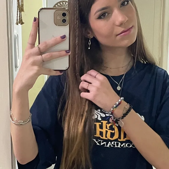 @laurahsb
