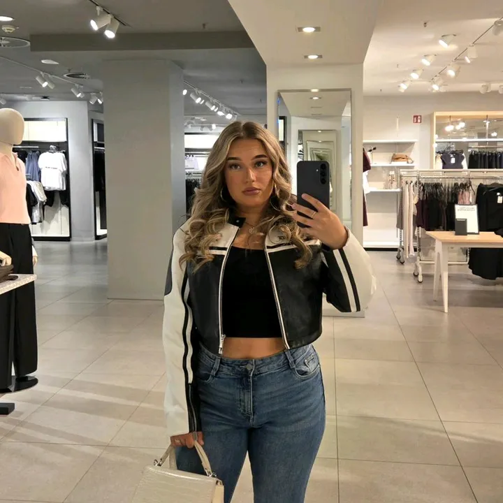 lxurx_64