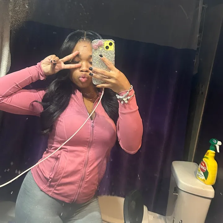 @nnellynnel