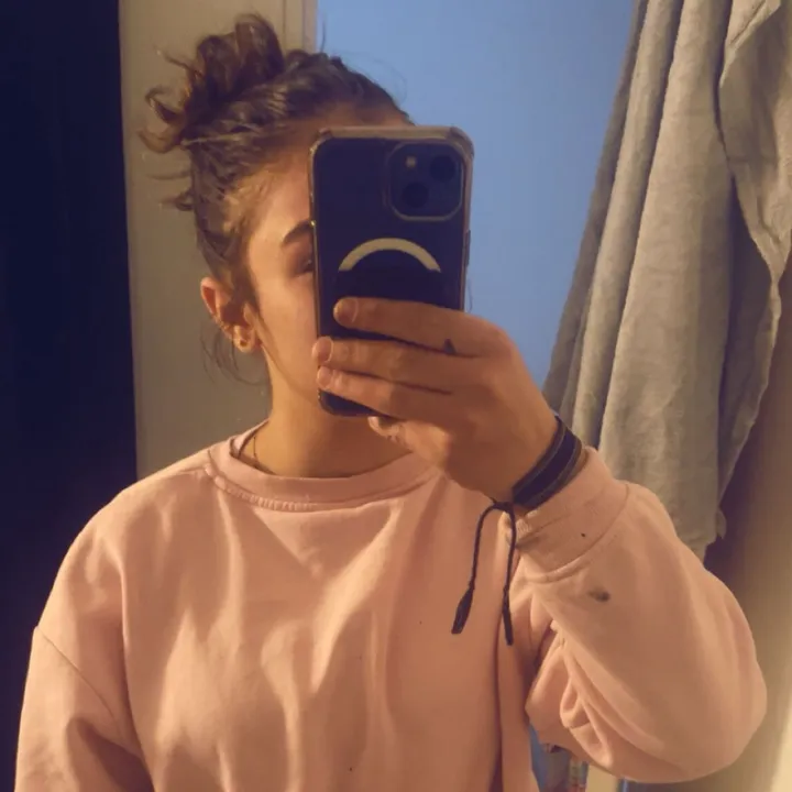 @user_ely59