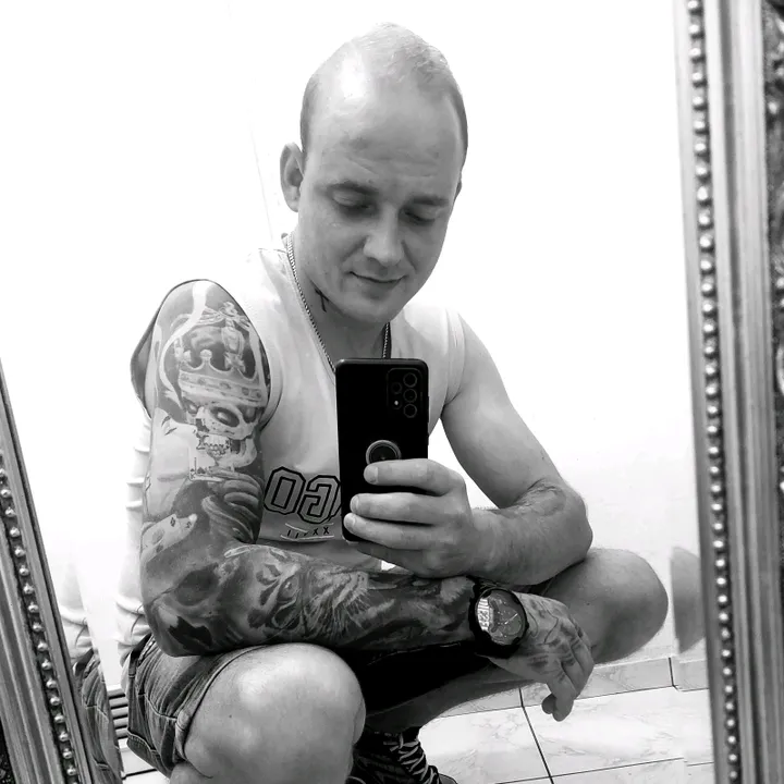 @sebuswalczak