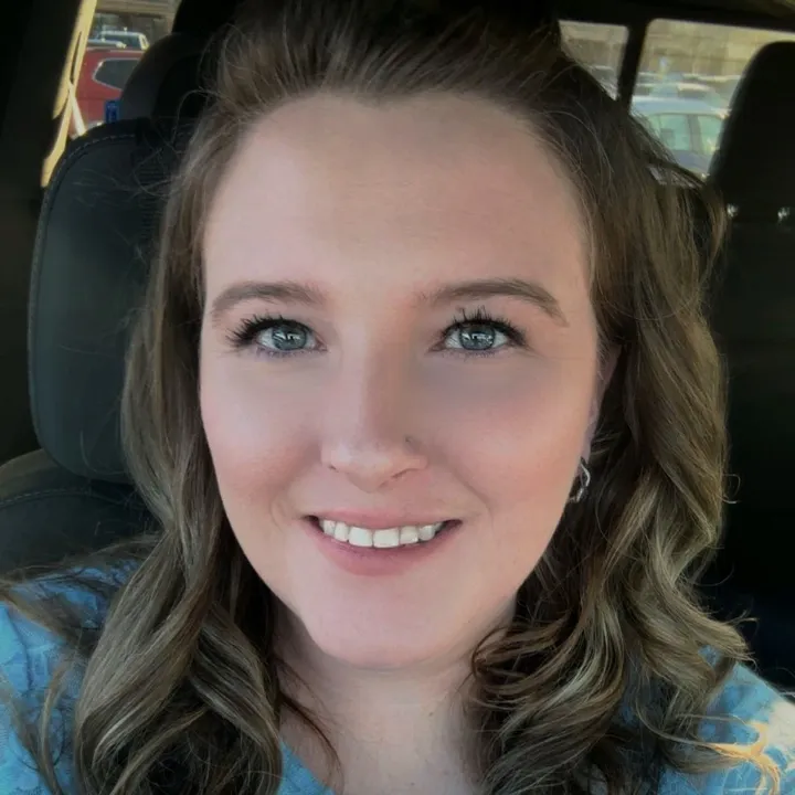 amandapoole679
