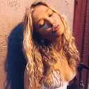 @carolineklase